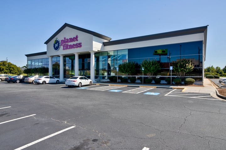 planet fitness macon