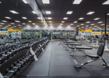 gold gym membership price