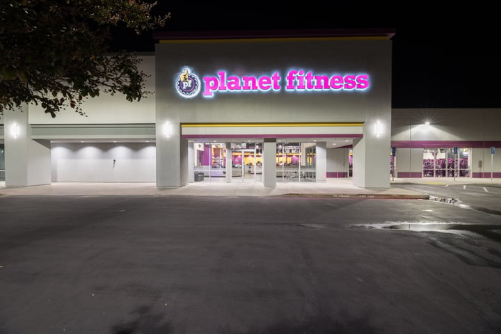planet fitness merced
