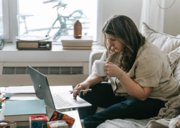 is there a cancellation fee at planet fitness