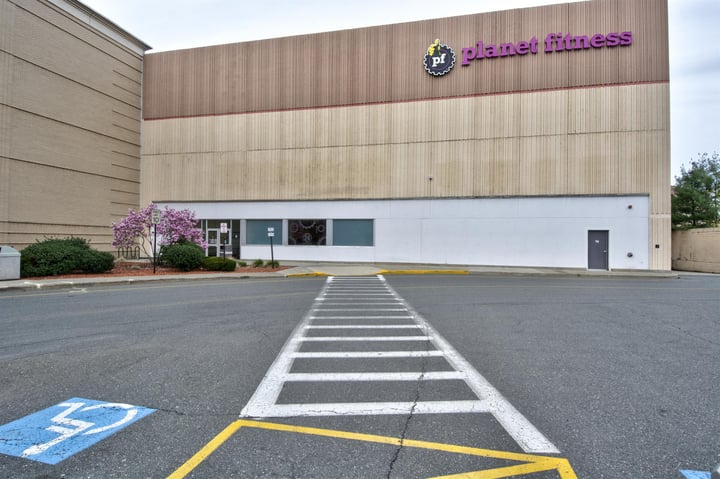 planet fitness holyoke ma