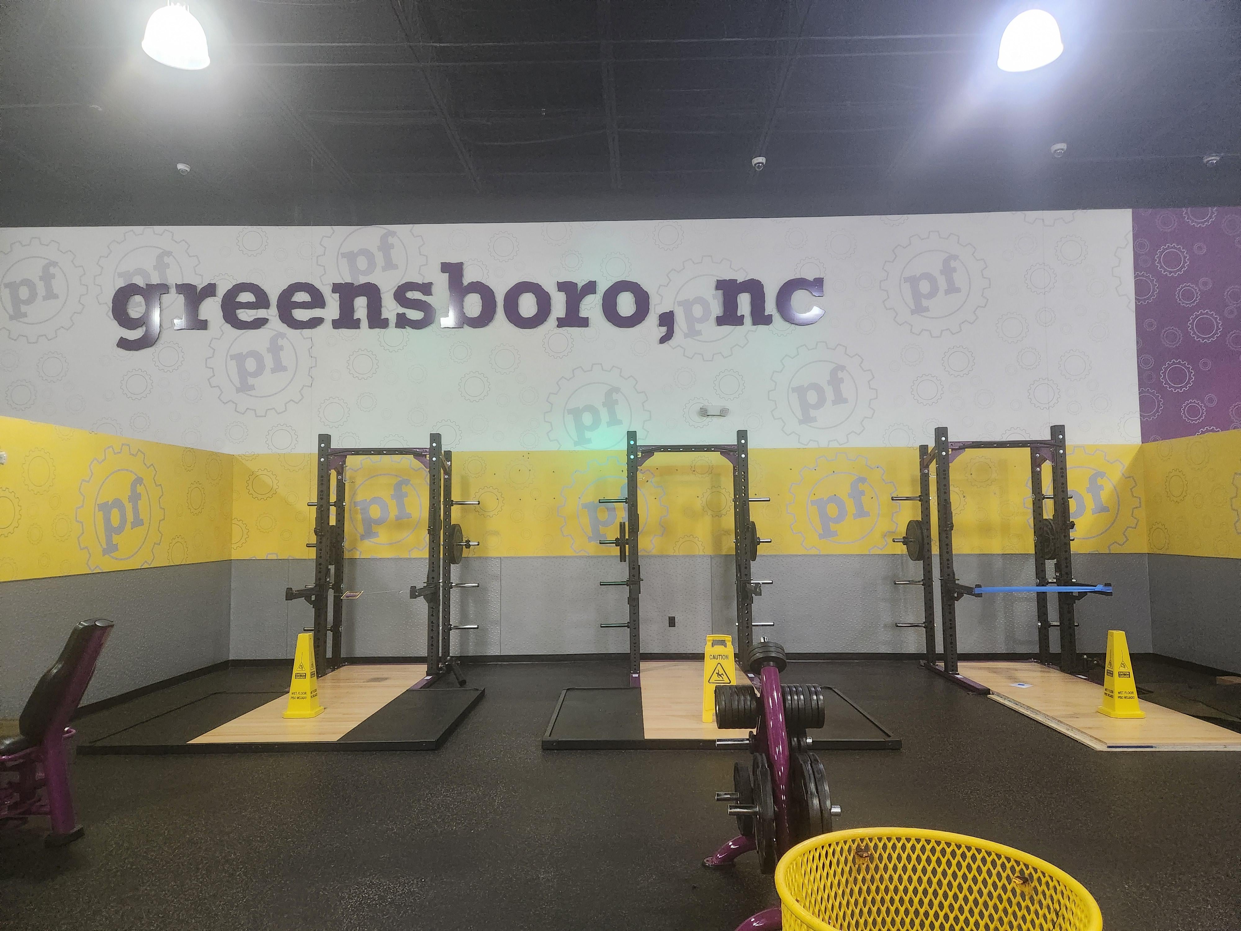 is planet fitness getting free weights