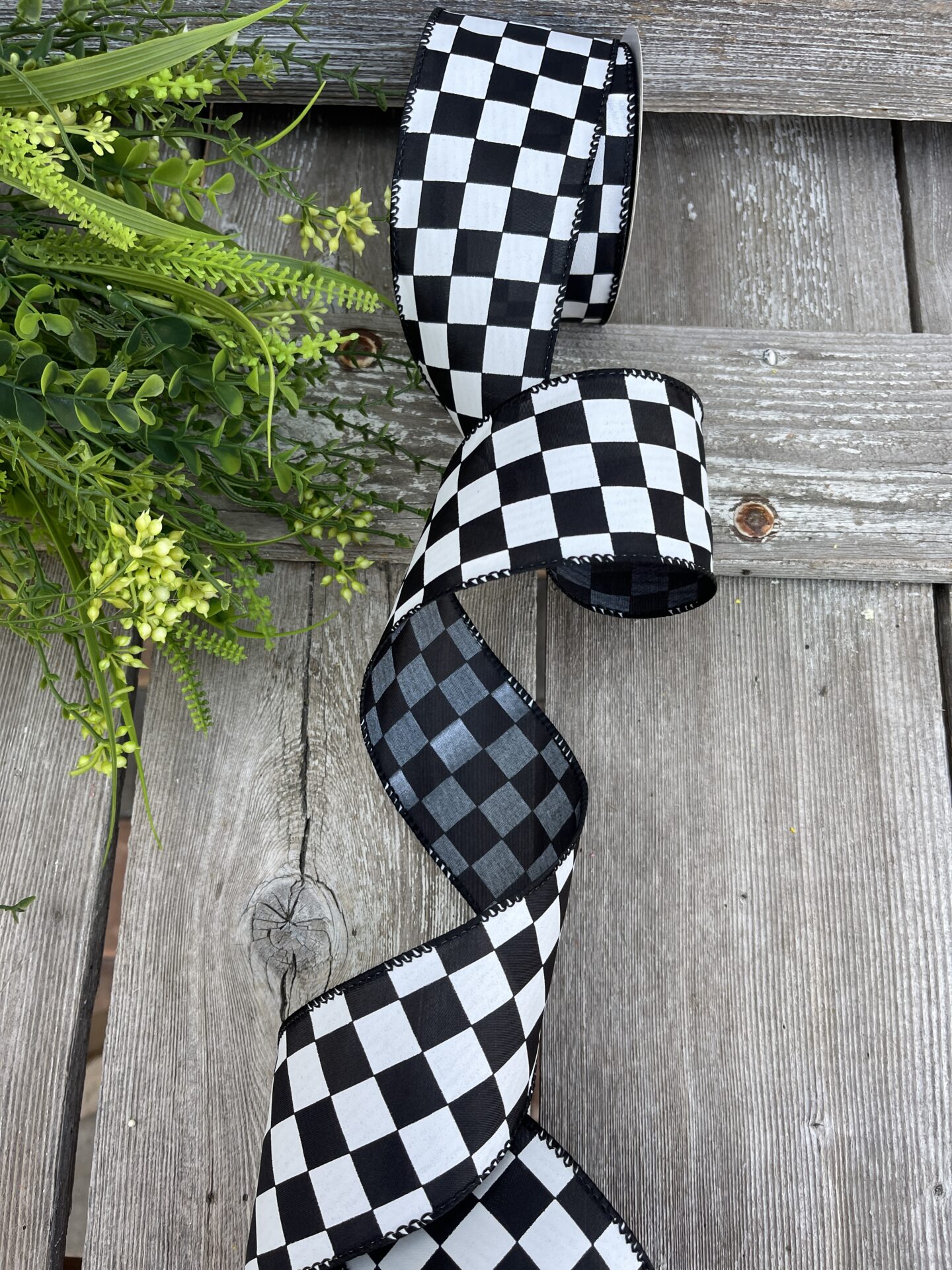 black and white checkered ribbon