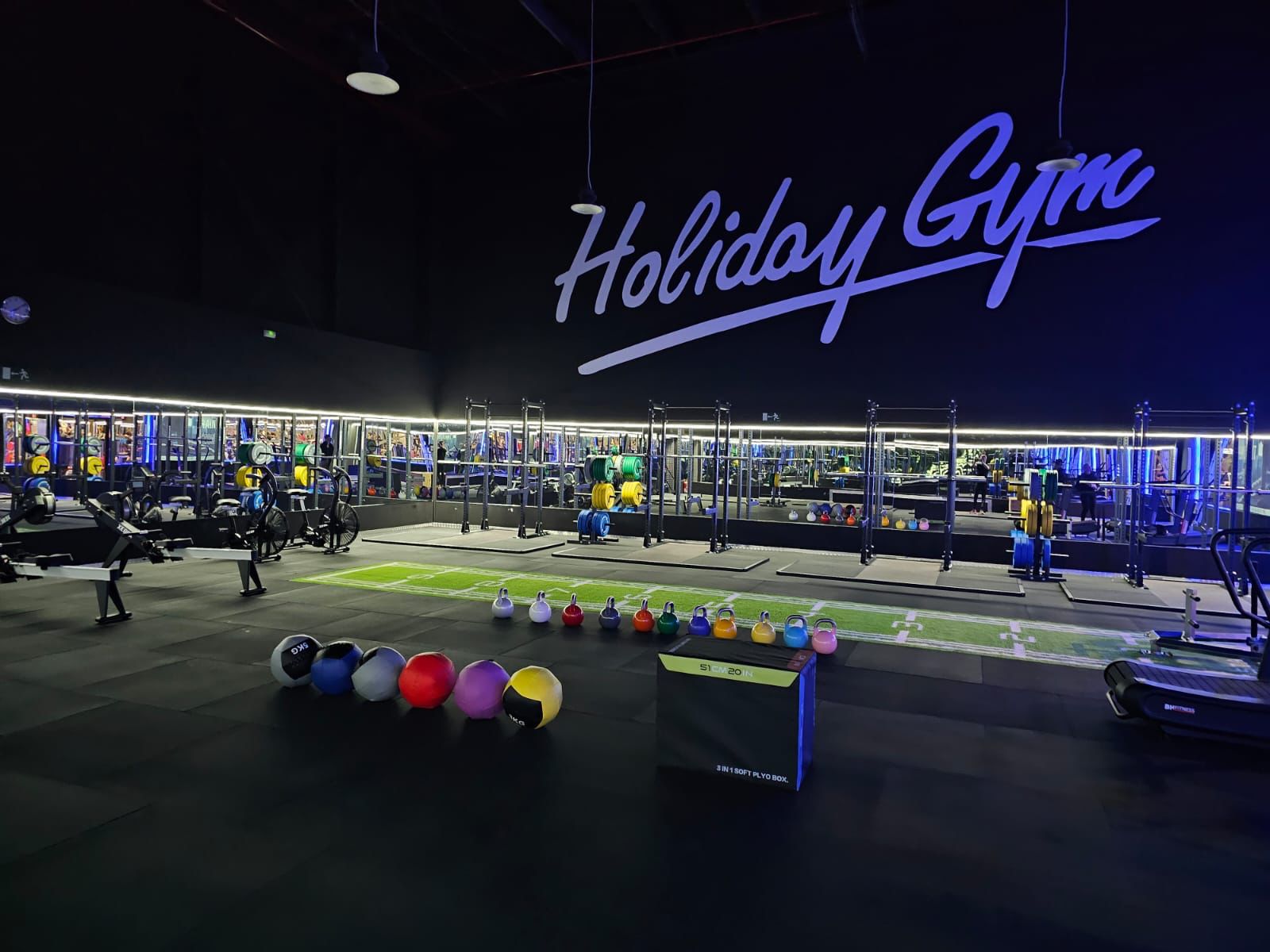 holiday gym