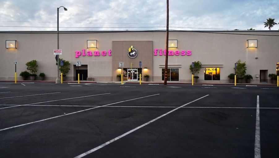 can you park overnight at planet fitness
