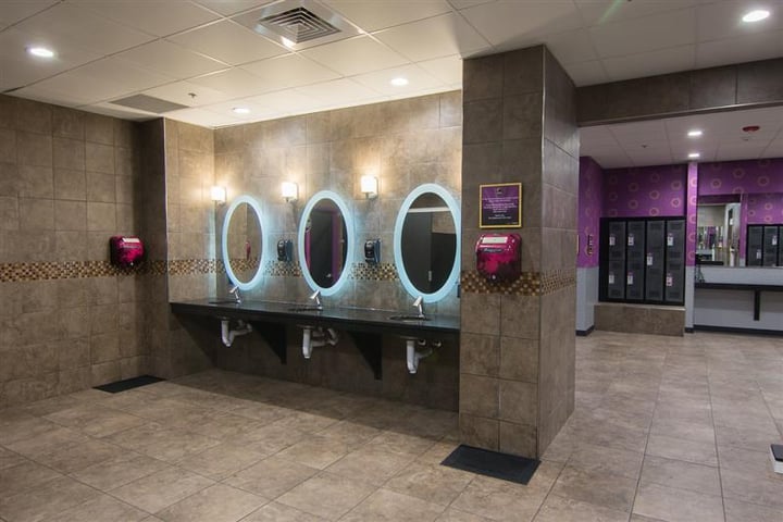 shawnee mission planet fitness
