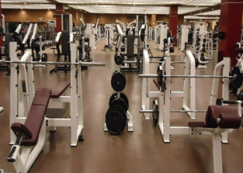 gold’s gym vs planet fitness