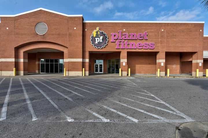 planet fitness mobile hwy